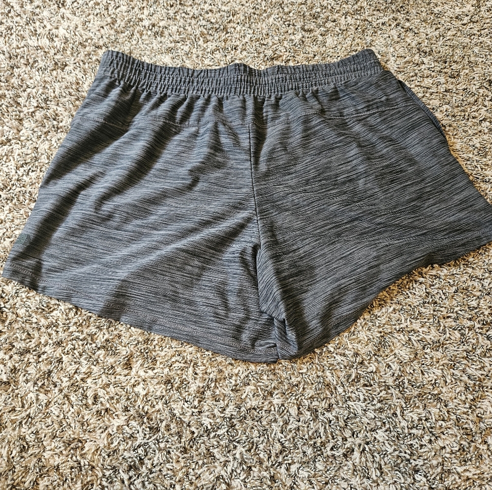 All In Motion Athetic Shorts - Picture 2 of 4